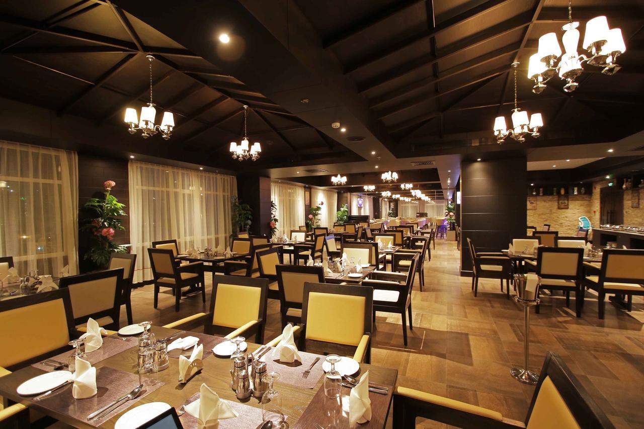 Park Regis Lotus Hotel Manama Exterior foto